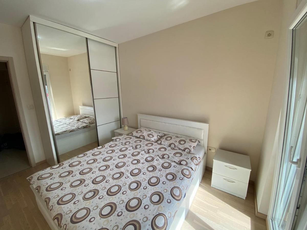 Fanky City Apartments Подгорица Экстерьер фото